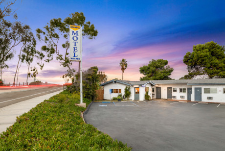 Scandia Motel - Exterior View